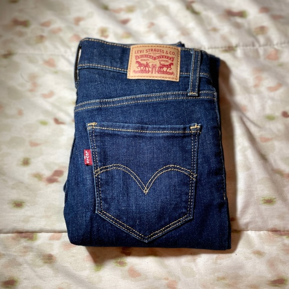 Levi’s 720 High-Rise Super Skinny - Picture 1 of 4